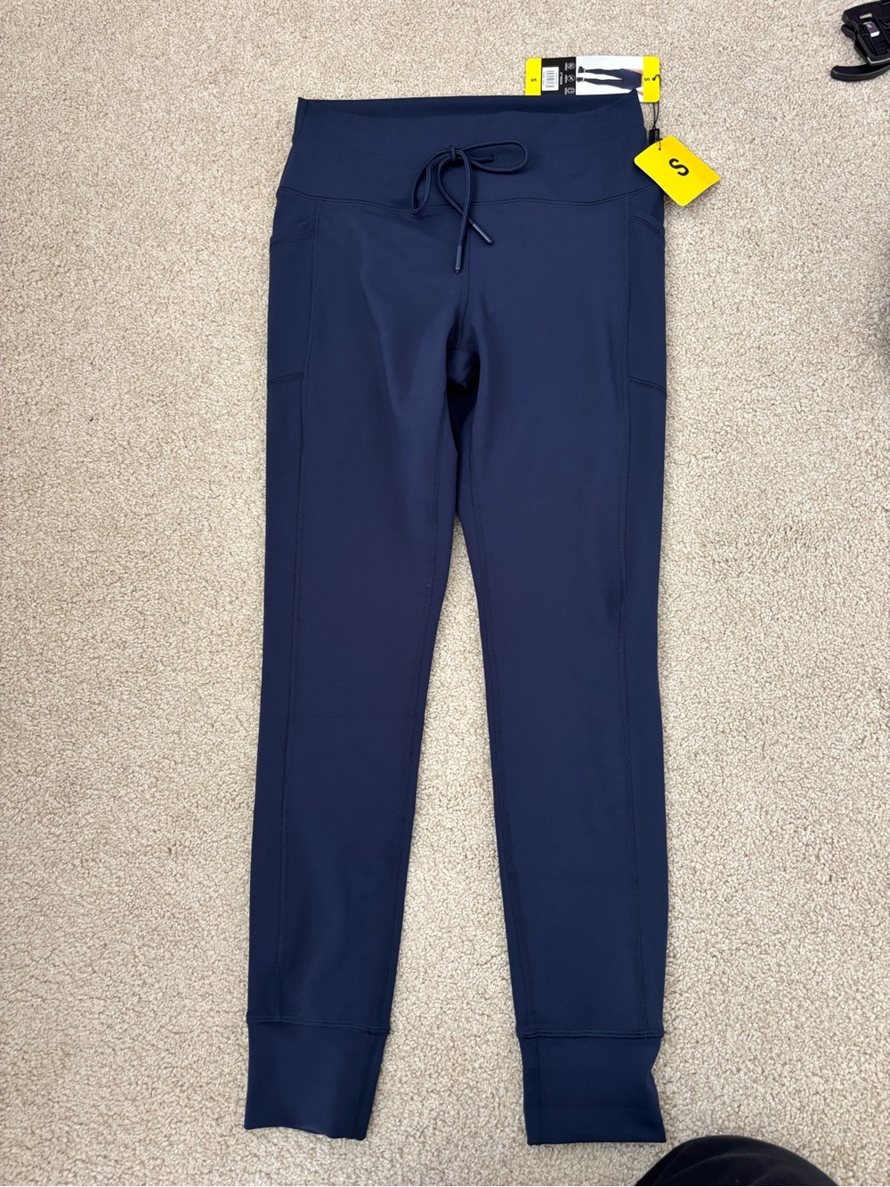 Women’s Spyder active athletic navy joggers leggings size small nwt.